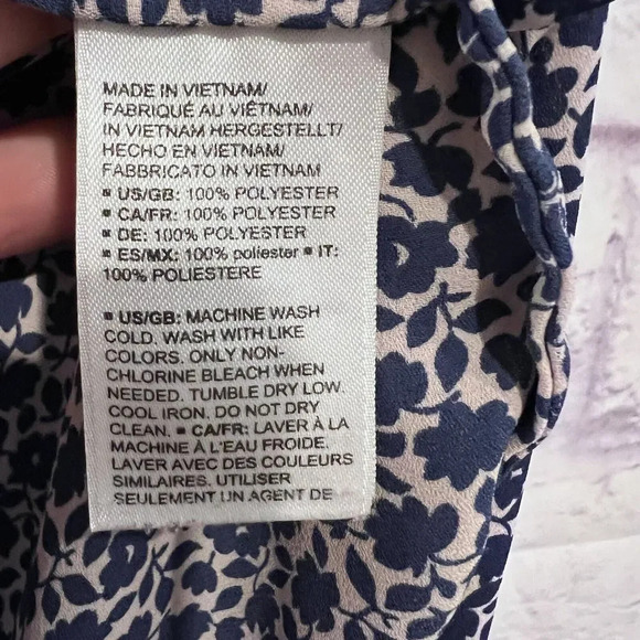 Lark & Ro Floral‎ Print Blue Pink Long Sleeve Blouse Size 4 Career Casual Shirt - Picture 9 of 11